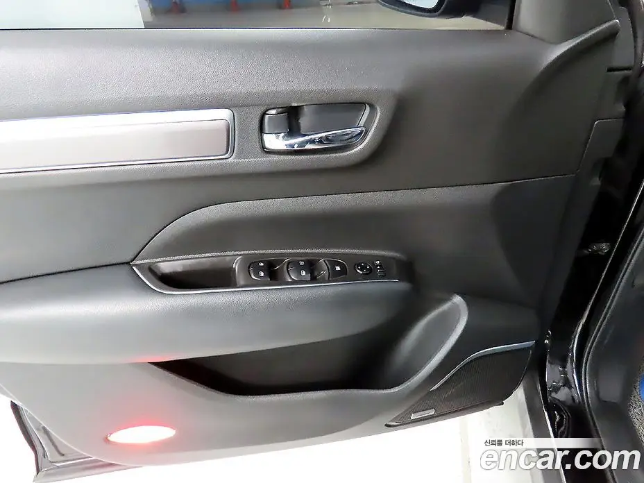 Renault (Samsung) QM6 2016 2.0 автомат (гидро), фото 14 Renault (Samsung) QM6 2016 2.0 автомат (гидро), фото 14