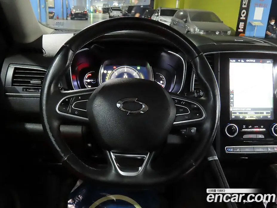 Renault (Samsung) QM6 2016 2.0 автомат (гидро), фото 16 Renault (Samsung) QM6 2016 2.0 автомат (гидро), фото 16