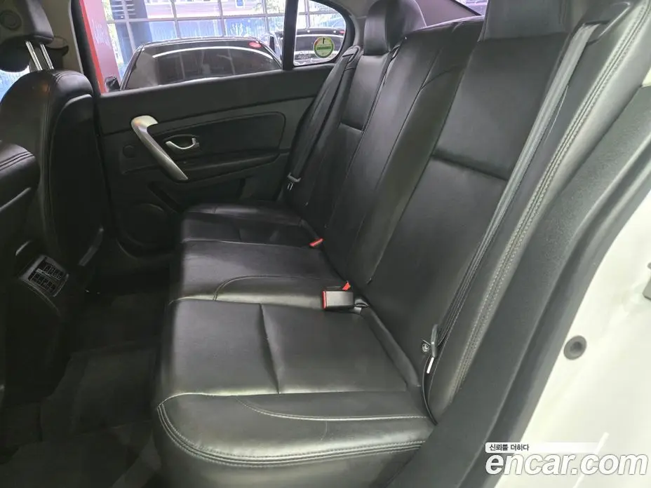 Renault (Samsung) SM5 2015 1.5 автомат (гидро), фото 11 Renault (Samsung) SM5 2015 1.5 автомат (гидро), фото 11
