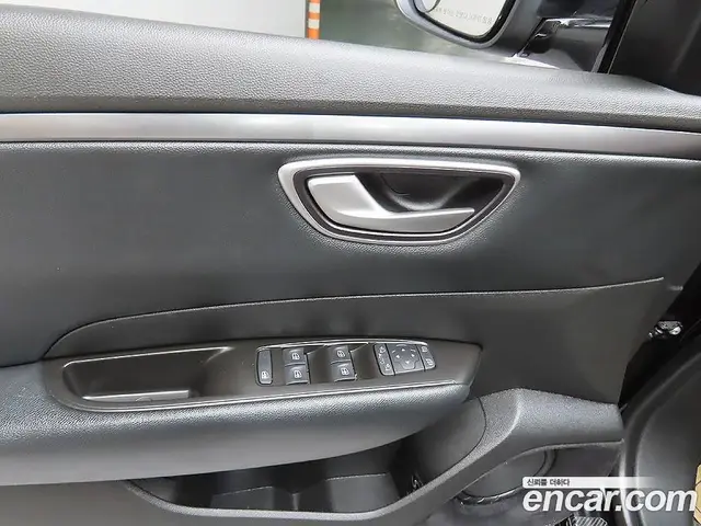 Renault (Samsung) SM6 2018 1.5 автомат (гидро), миниатюра 12