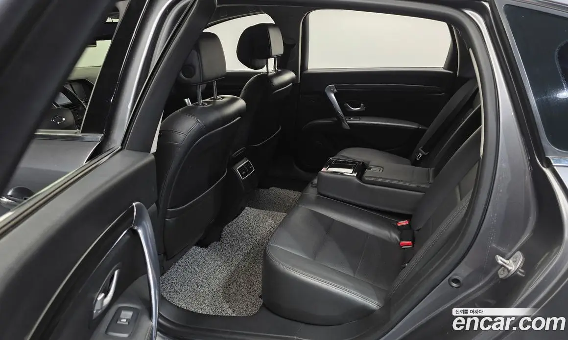 Renault (Samsung) SM7 2016 2.5 автомат (гидро), фото 12 Renault (Samsung) SM7 2016 2.5 автомат (гидро), фото 12