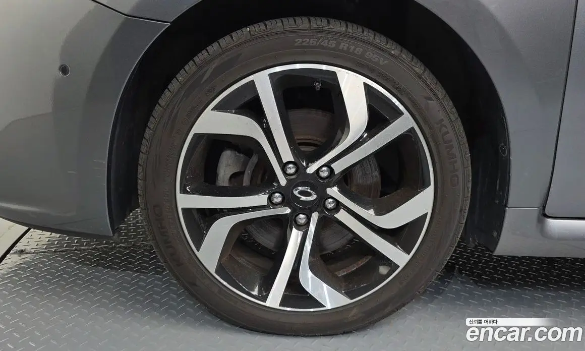 Renault (Samsung) SM7 2016 2.5 автомат (гидро), фото 5 Renault (Samsung) SM7 2016 2.5 автомат (гидро), фото 5