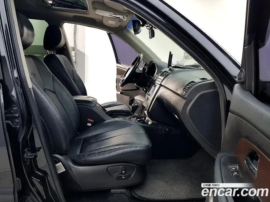 SsangYong Rexton 2012 2.0 автомат (гидро), фото 14