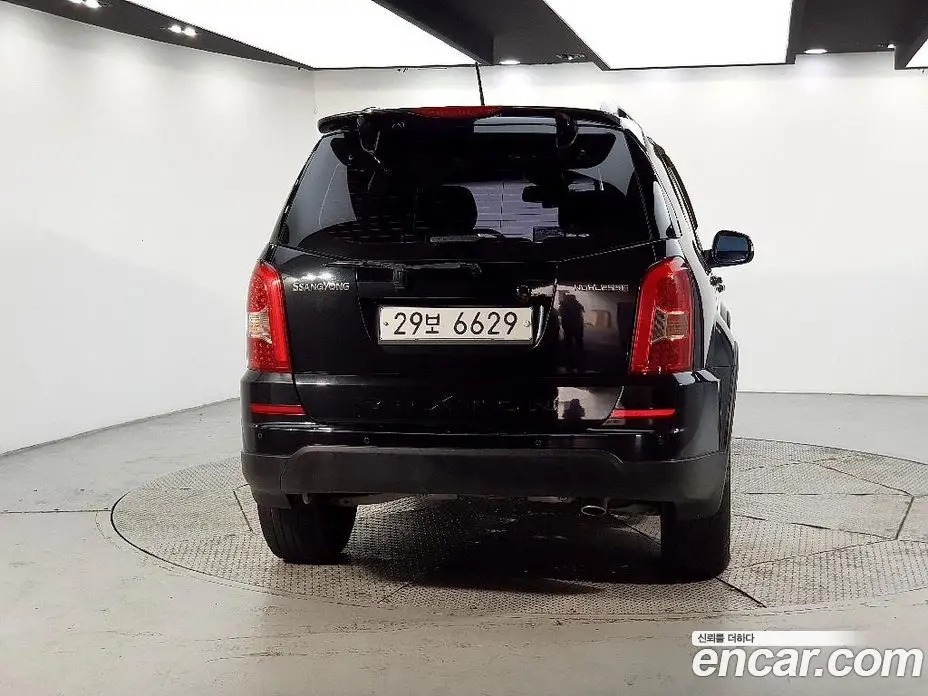 SsangYong Rexton 2012 2.0 автомат (гидро), фото 3