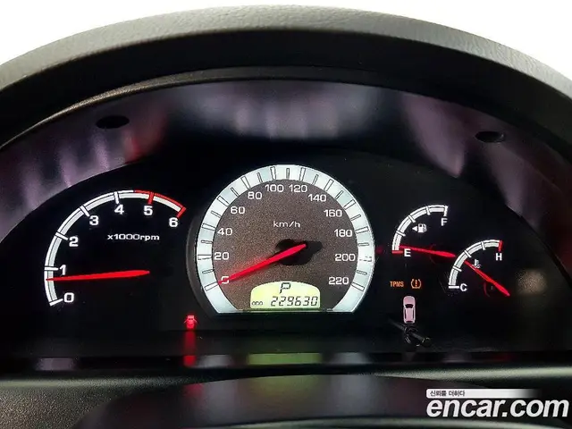 SsangYong Rexton 2012 2.0 автомат (гидро), миниатюра 7