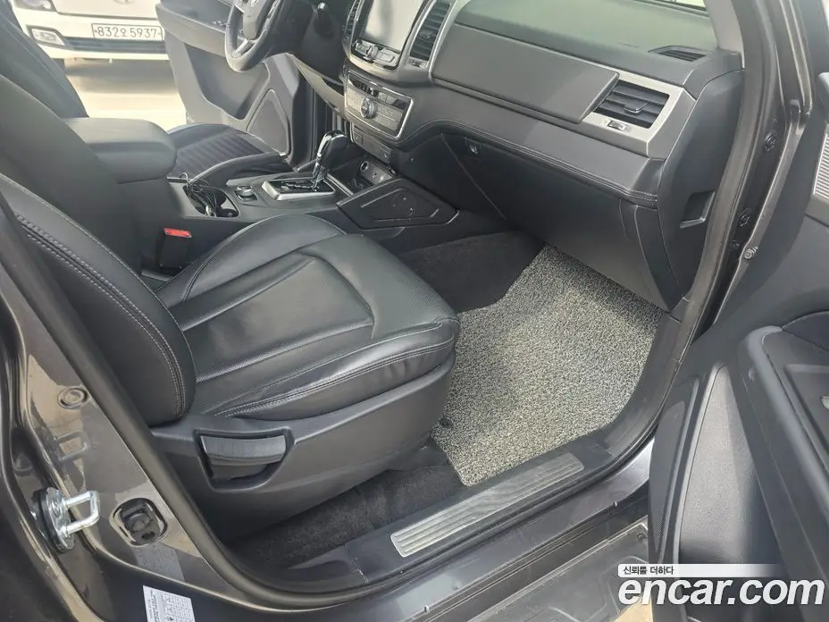 SsangYong Rexton 2018 2.2 автомат (гидро), фото 13 SsangYong Rexton 2018 2.2 автомат (гидро), фото 13