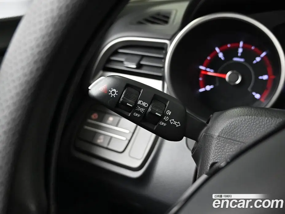 SsangYong TIBOLI 2019 1.6 автомат (гидро), фото 17 SsangYong TIBOLI 2019 1.6 автомат (гидро), фото 17