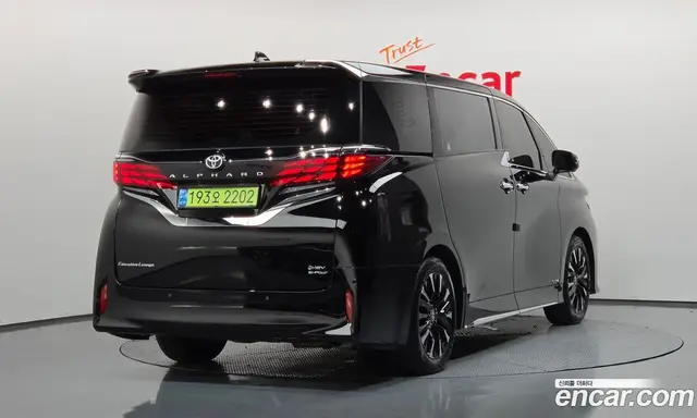 Toyota Alphard 2024 2.5 автомат (гидро), миниатюра 2