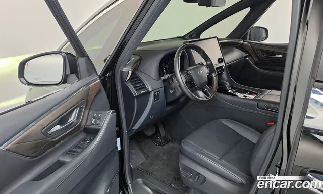 Toyota Alphard 2024 2.5 автомат (гидро), миниатюра 10