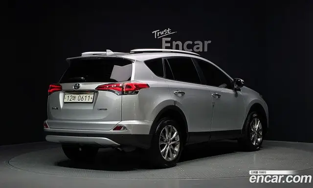 Toyota RAV4 2015 2.5 автомат (гидро), миниатюра 2 Toyota RAV4 2015 2.5 автомат (гидро), миниатюра 2