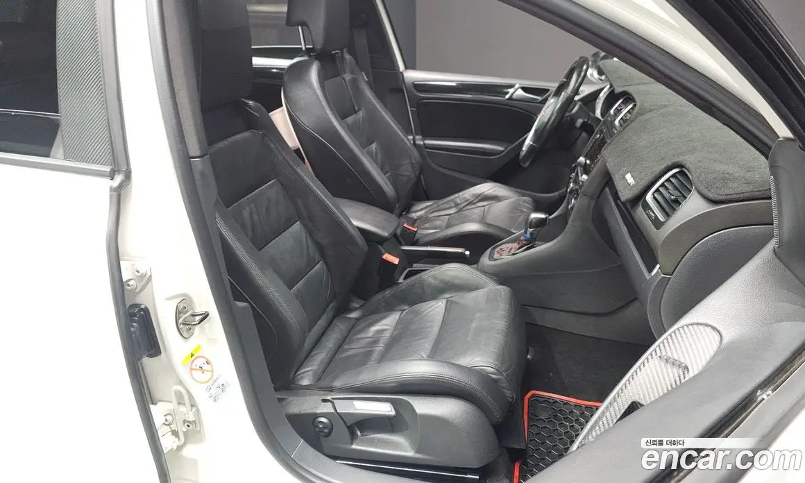 Volkswagen Golf 2012 2.0 автомат (гидро), фото 12