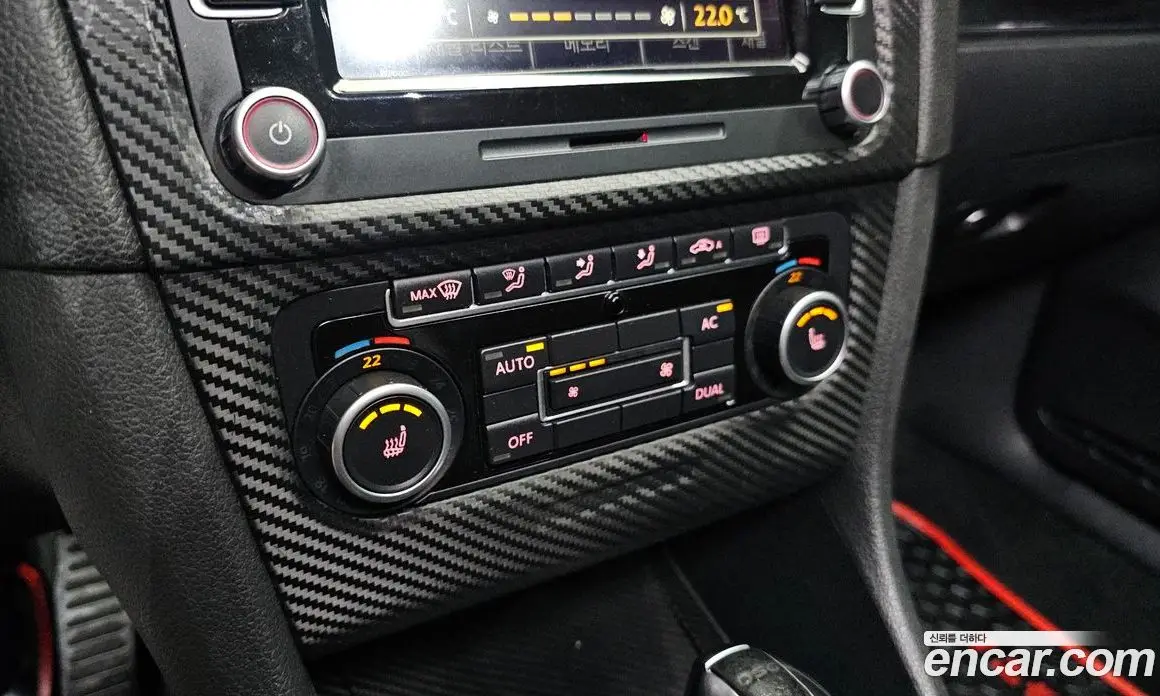 Volkswagen Golf 2012 2.0 автомат (гидро), фото 17