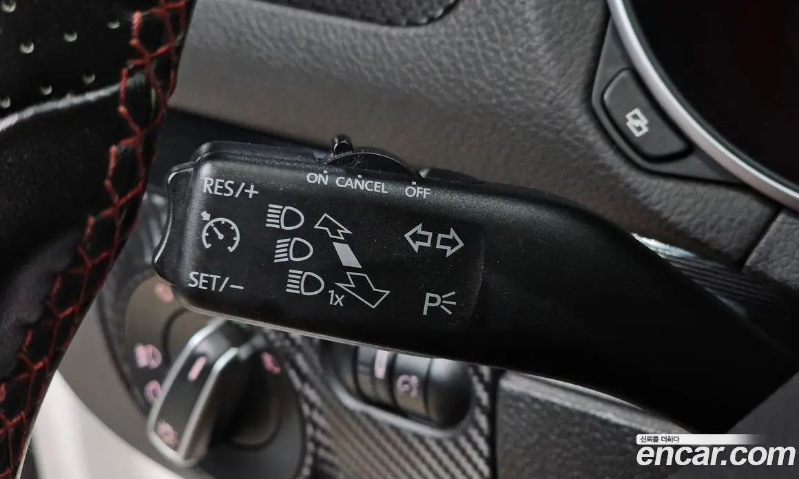 Volkswagen Golf 2012 2.0 автомат (гидро), фото 18