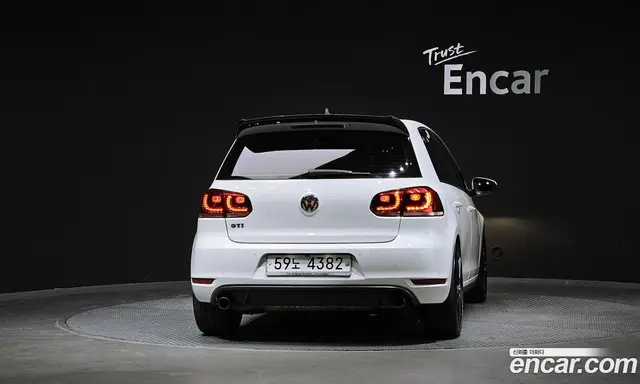 Volkswagen Golf 2012 2.0 автомат (гидро), миниатюра 4