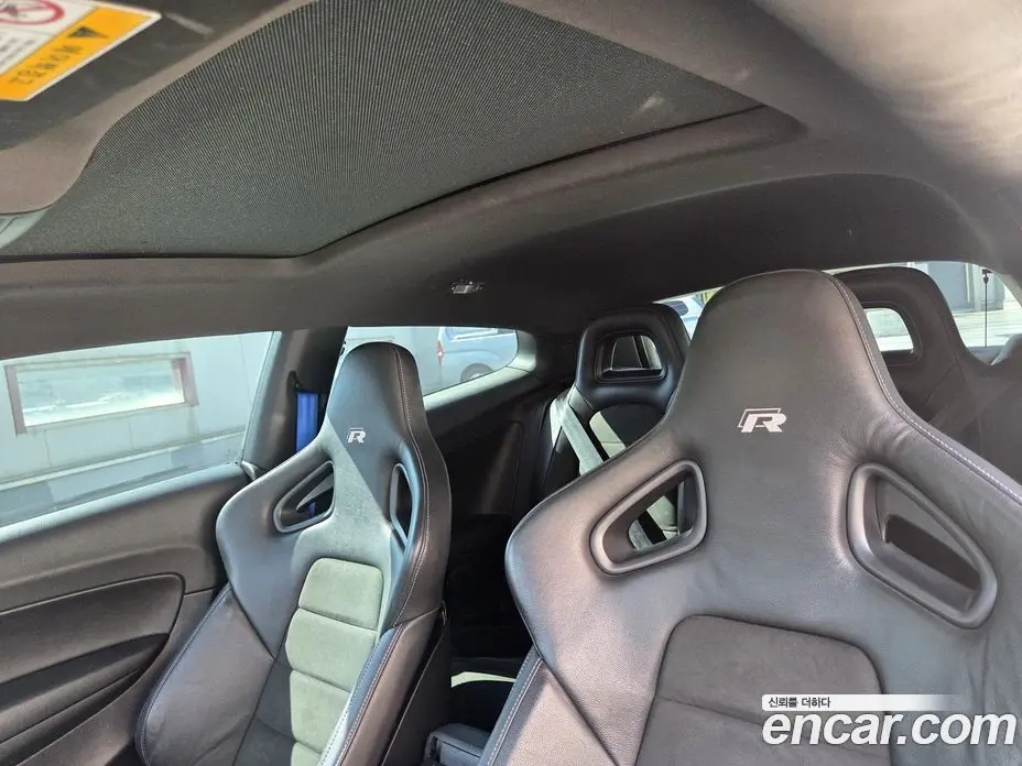 Volkswagen Scirocco 2013 2.0 автомат (гидро), фото 16 Volkswagen Scirocco 2013 2.0 автомат (гидро), фото 16