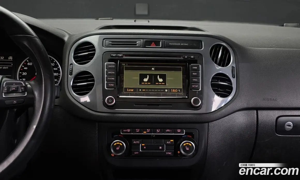Volkswagen Tiguan 2014 2.0 автомат (гидро), фото 12