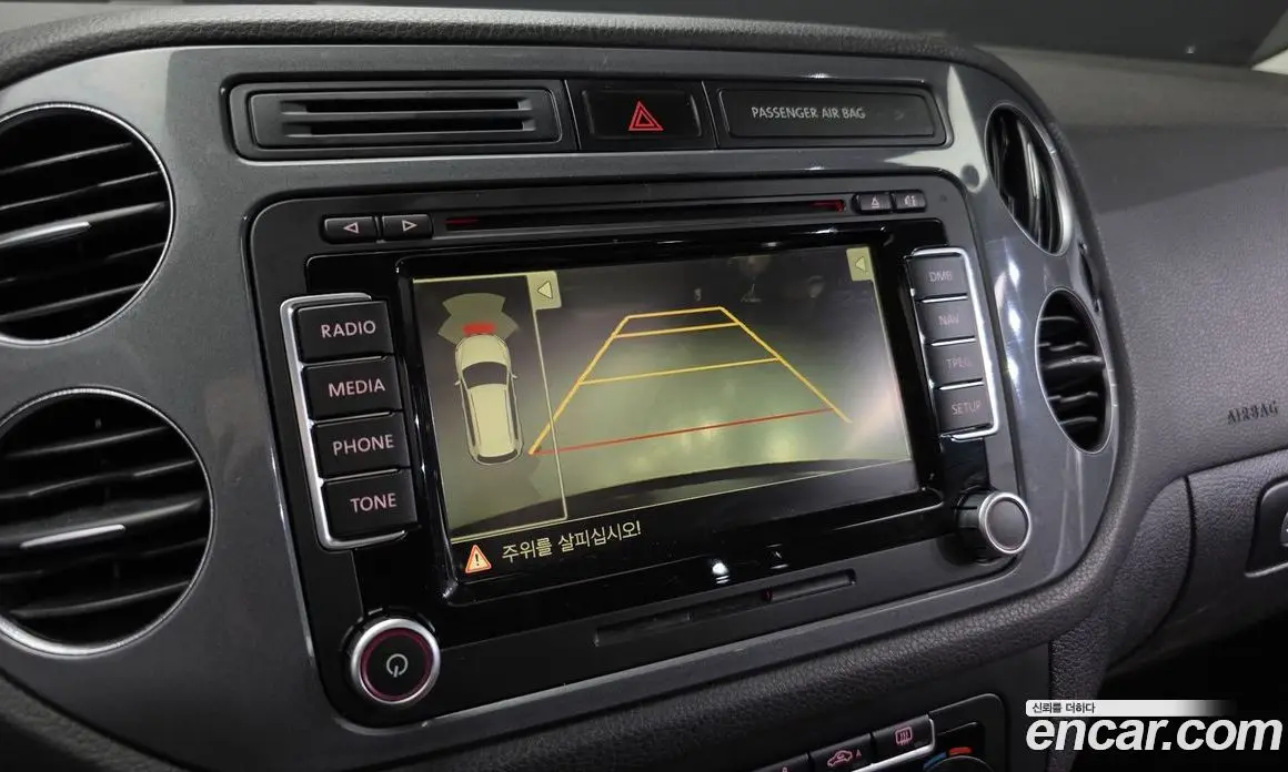 Volkswagen Tiguan 2014 2.0 автомат (гидро), фото 14