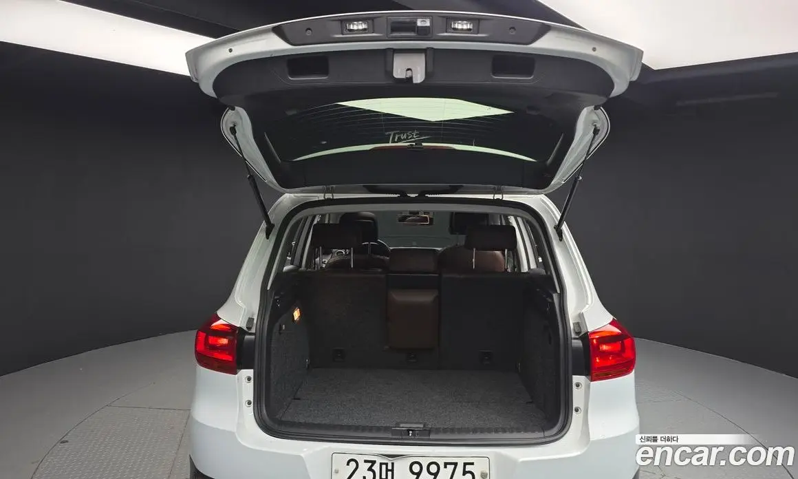 Volkswagen Tiguan 2014 2.0 автомат (гидро), фото 20