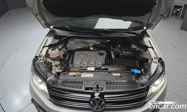 Volkswagen Tiguan 2014 2.0 автомат (гидро), миниатюра 6