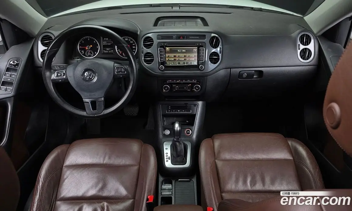 Volkswagen Tiguan 2014 2.0 автомат (гидро), фото 7