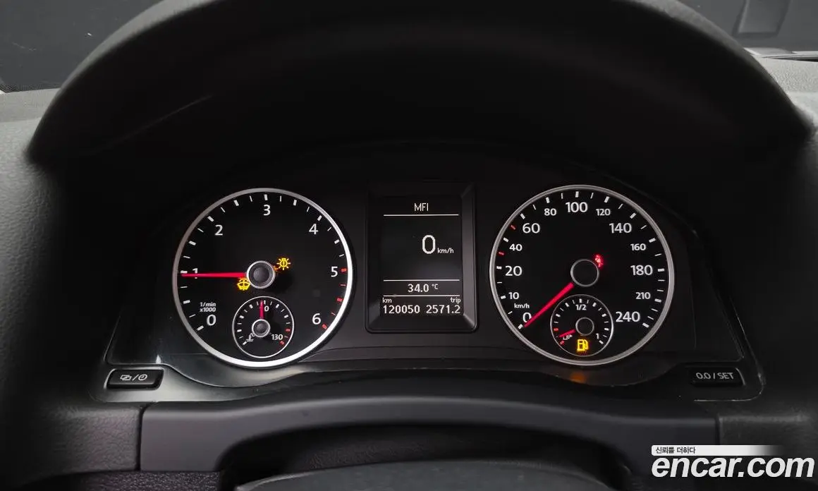 Volkswagen Tiguan 2014 2.0 автомат (гидро), фото 8
