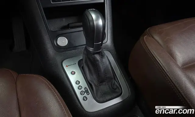 Volkswagen Tiguan 2014 2.0 автомат (гидро), миниатюра 9