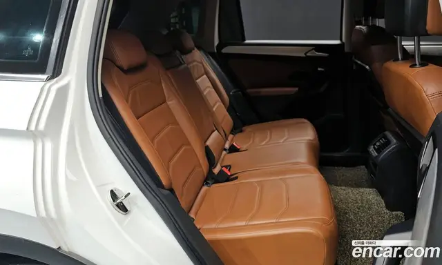 Volkswagen Tiguan 2018 2.0 автомат (гидро), миниатюра 11