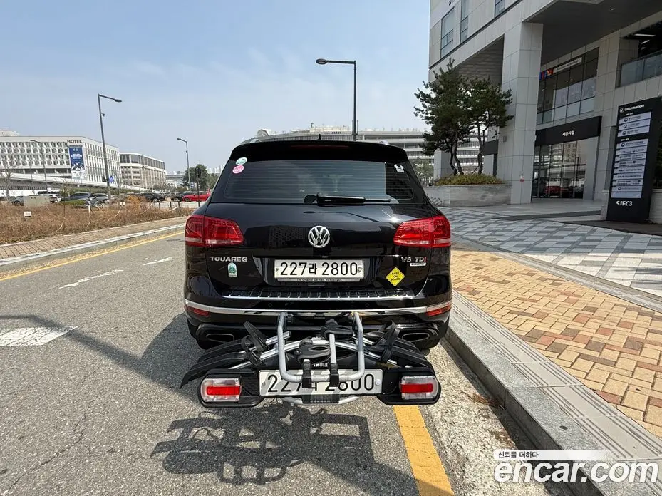Volkswagen Touareg 2015 3.0 автомат (гидро), фото 11