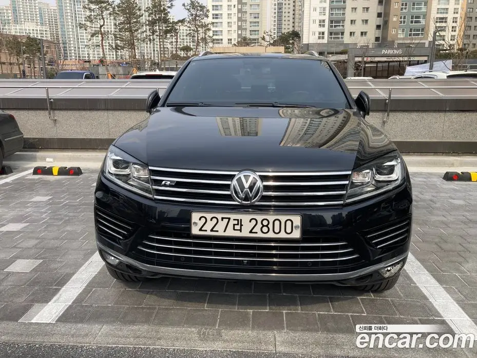 Volkswagen Touareg 2015 3.0 автомат (гидро), фото 12