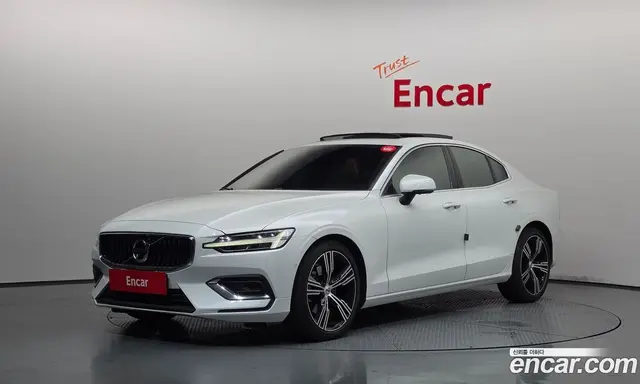 Volvo S60, 2021, 41 944 км
