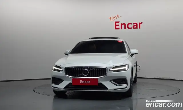 Volvo S60 2021 2.0 автомат (гидро), миниатюра 3 Volvo S60 2021 2.0 автомат (гидро), миниатюра 3