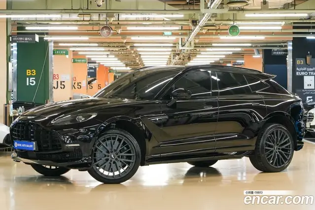 Aston Martin DBX, 2024, 7 410 км