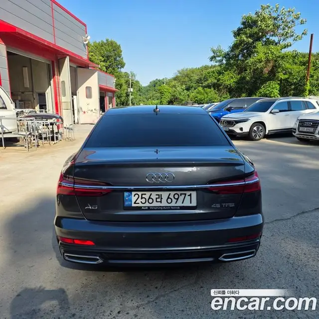 Audi A6 2022 2.0 автомат (гидро), миниатюра 5