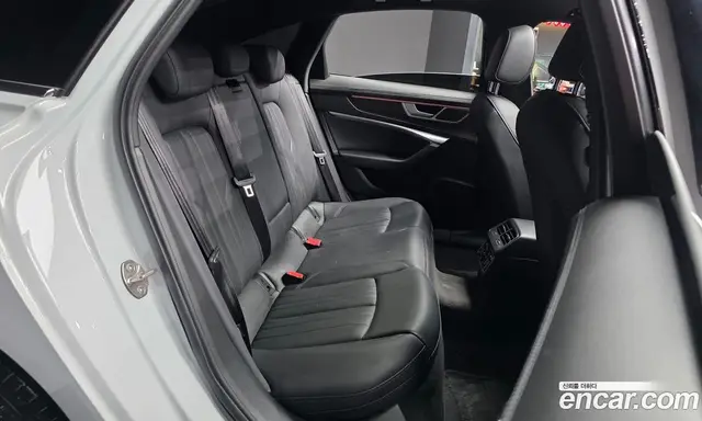 Audi A6 2023 2.0 автомат (гидро), миниатюра 12