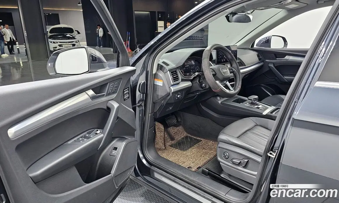 Audi Q5 2021 2.0 автомат (гидро), фото 11