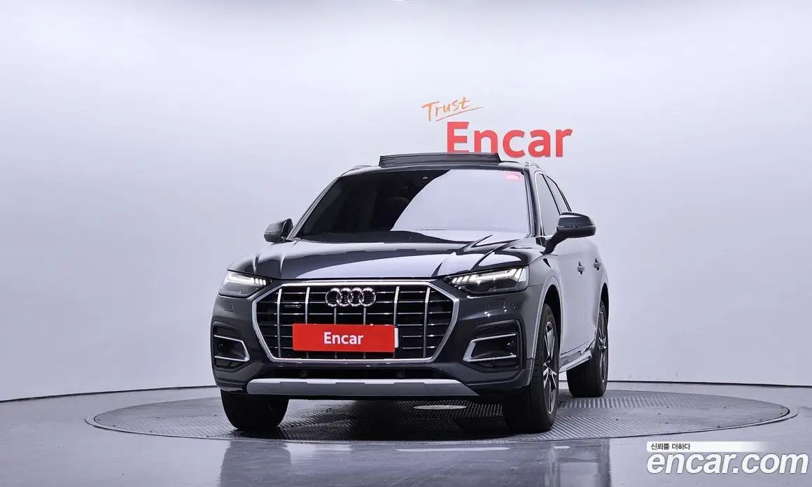 Audi Q5 2021 2.0 автомат (гидро), фото 3
