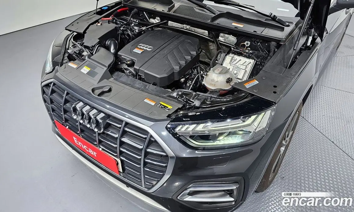 Audi Q5 2021 2.0 автомат (гидро), фото 6
