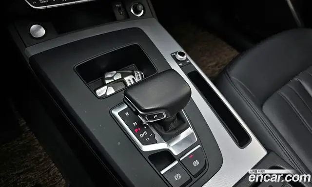 Audi Q5 2021 2.0 автомат (гидро), миниатюра 9