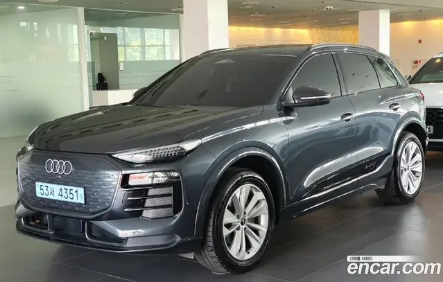 Audi Q6 e-tron, 2025, 2 340 км