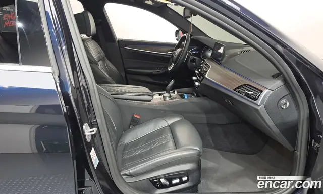 BMW 5 серия 2018 2.0 автомат (гидро), миниатюра 11 BMW 5 серия 2018 2.0 автомат (гидро), миниатюра 11