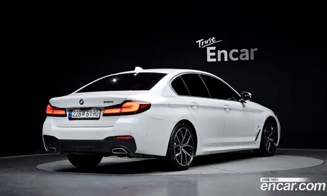 BMW 5 серия 2023 2.0 автомат (гидро), миниатюра 2
