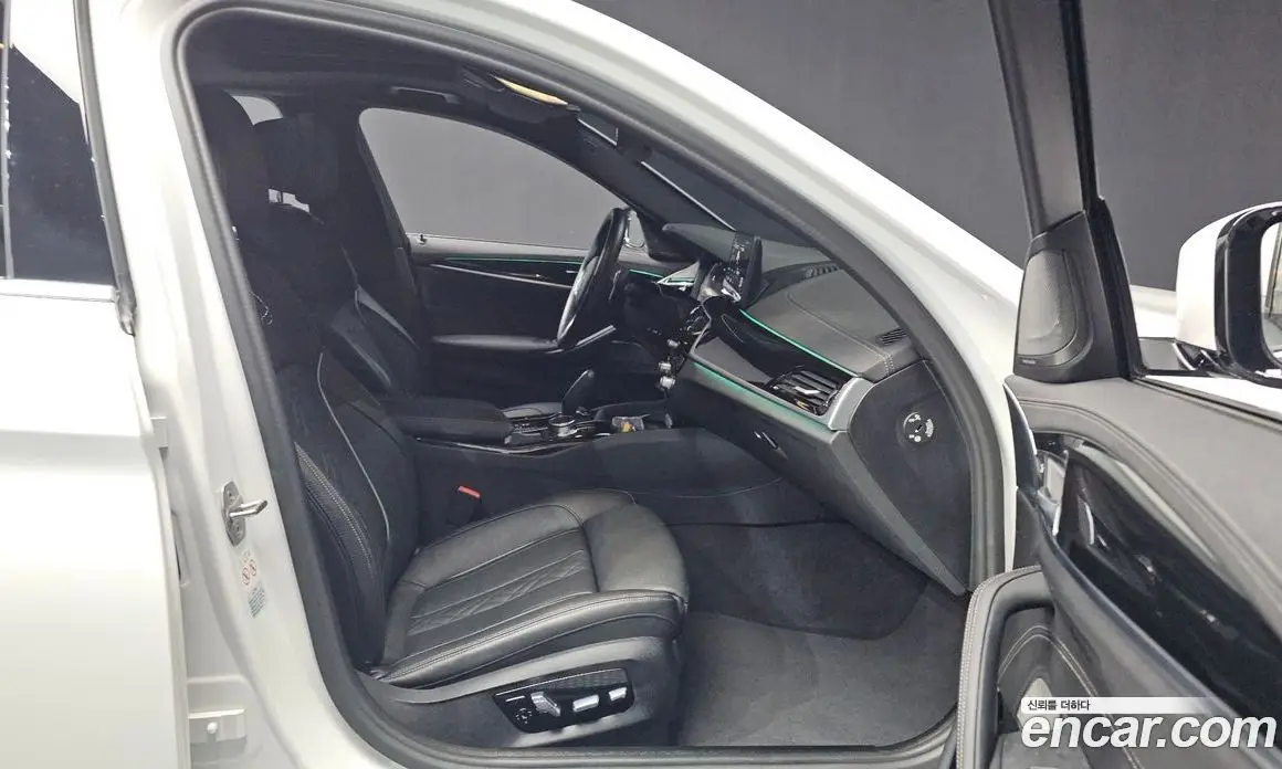 BMW 5 серия 2023 2.0 автомат (гидро), фото 11