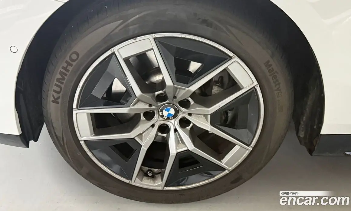 BMW 5 серия 2024 2.0 автомат (гидро), фото 13