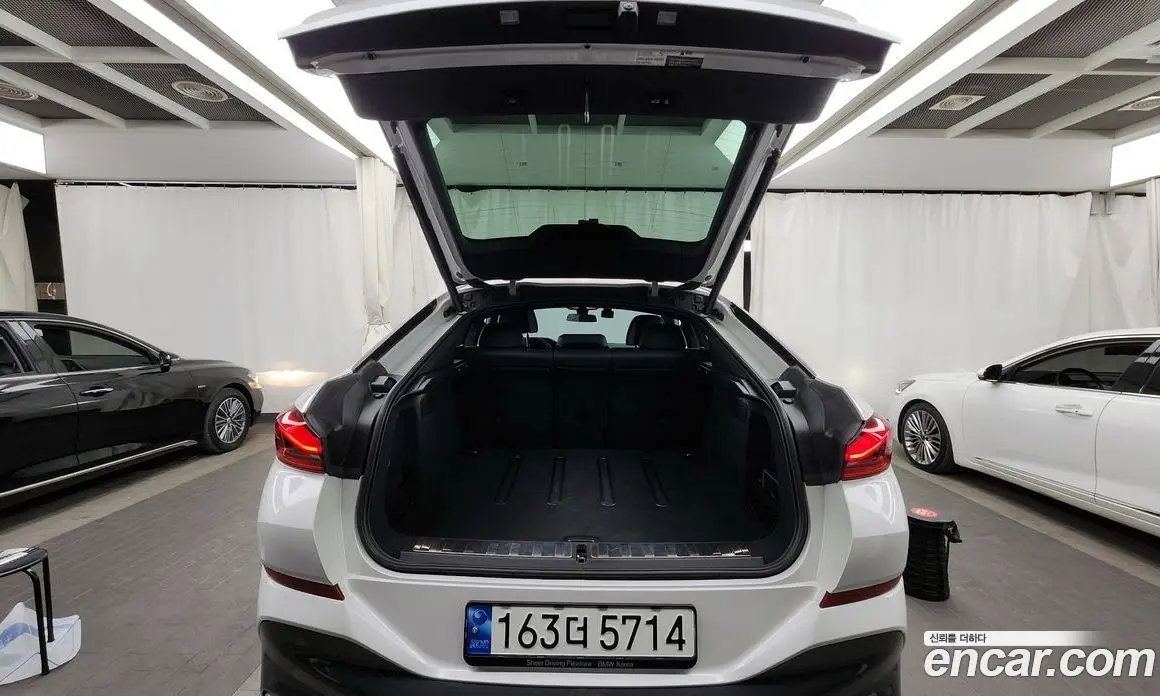 BMW X6 2023 3.0 автомат (гидро), фото 20