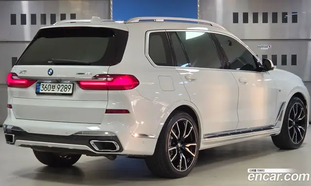 BMW X7 2021 3.0 автомат (гидро), миниатюра 2