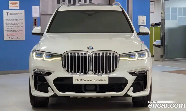 BMW X7 2021 3.0 автомат (гидро), миниатюра 3