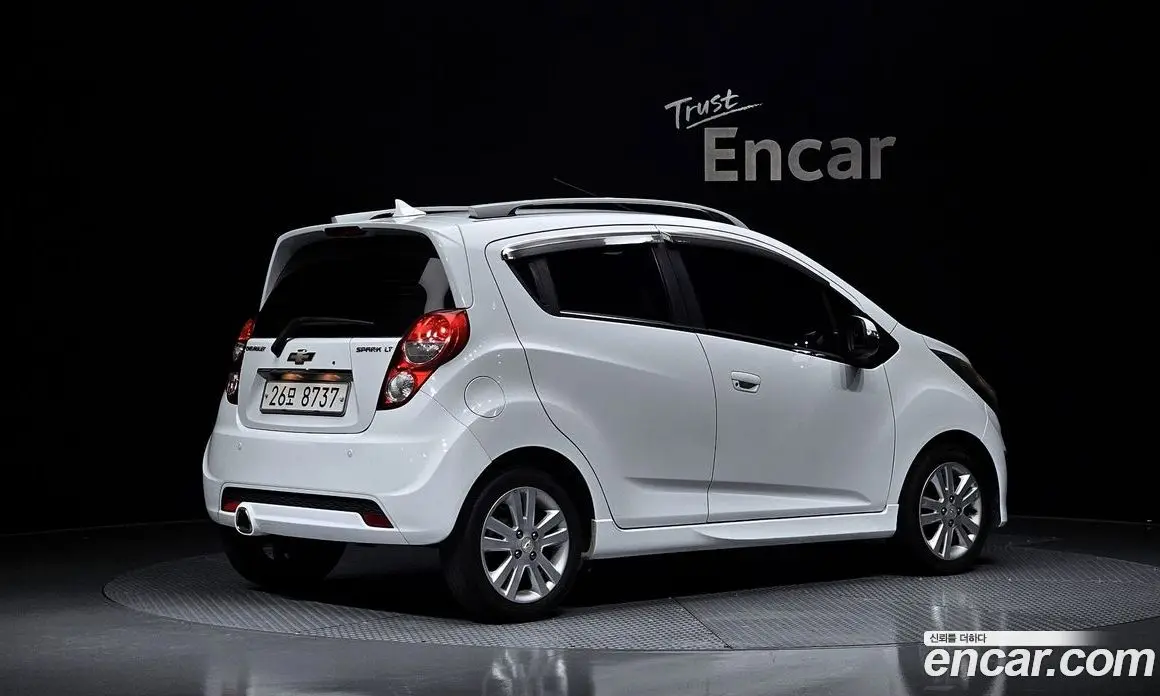Chevrolet Spark 2014 1.0 автомат (гидро), фото 2 Chevrolet Spark 2014 1.0 автомат (гидро), фото 2