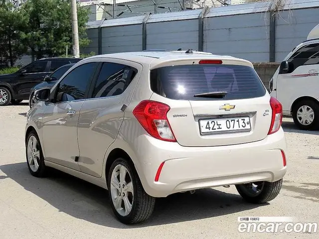 Chevrolet Spark 2016 1.0 автомат (гидро), миниатюра 3