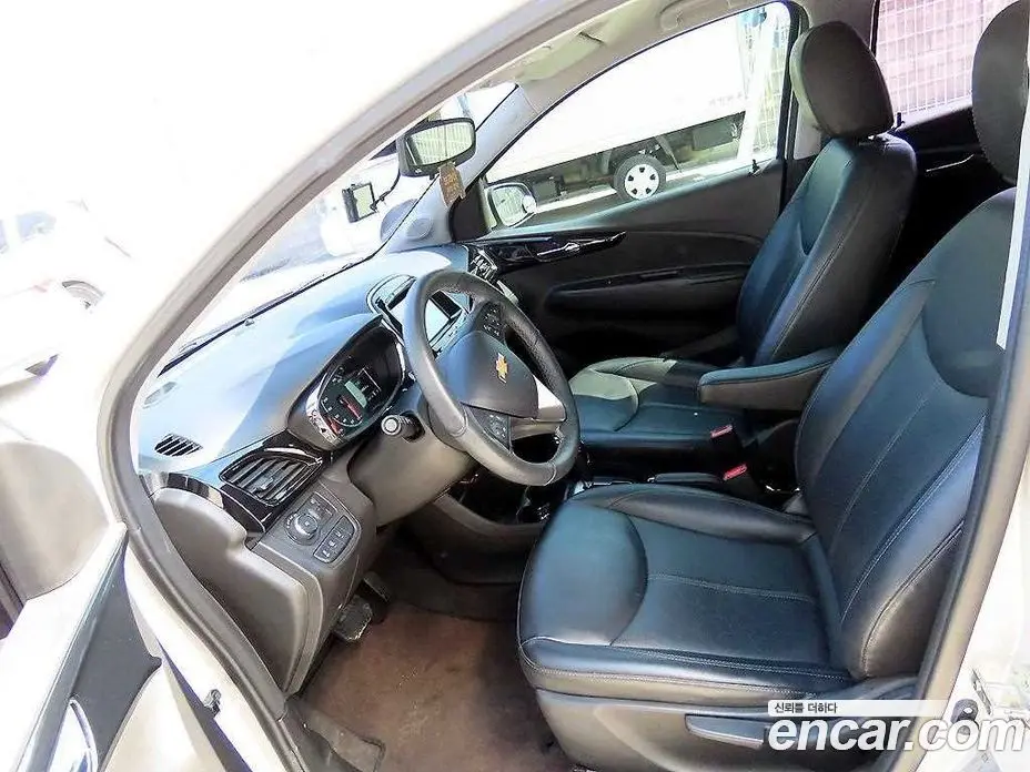 Chevrolet Spark 2016 1.0 автомат (гидро), фото 5