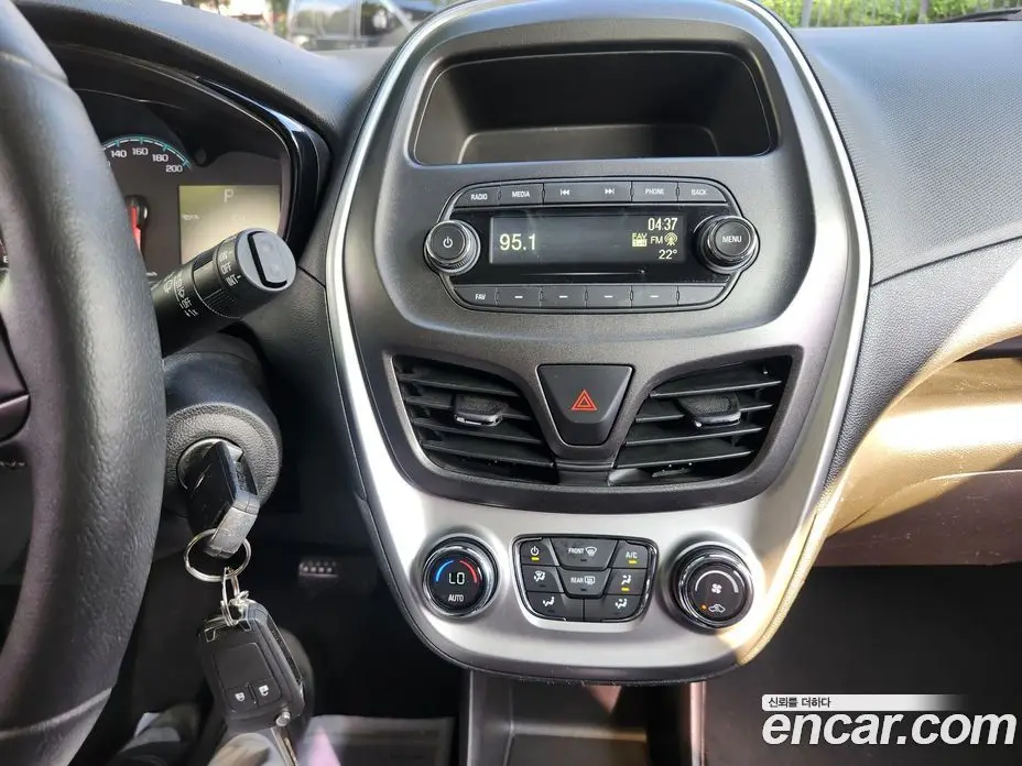 Chevrolet Spark 2018 1.0 автомат (гидро), фото 15 Chevrolet Spark 2018 1.0 автомат (гидро), фото 15